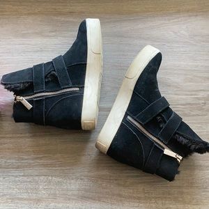 Jslide furry booties